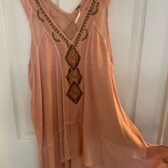 Free people tank too - Picture 3 of 3